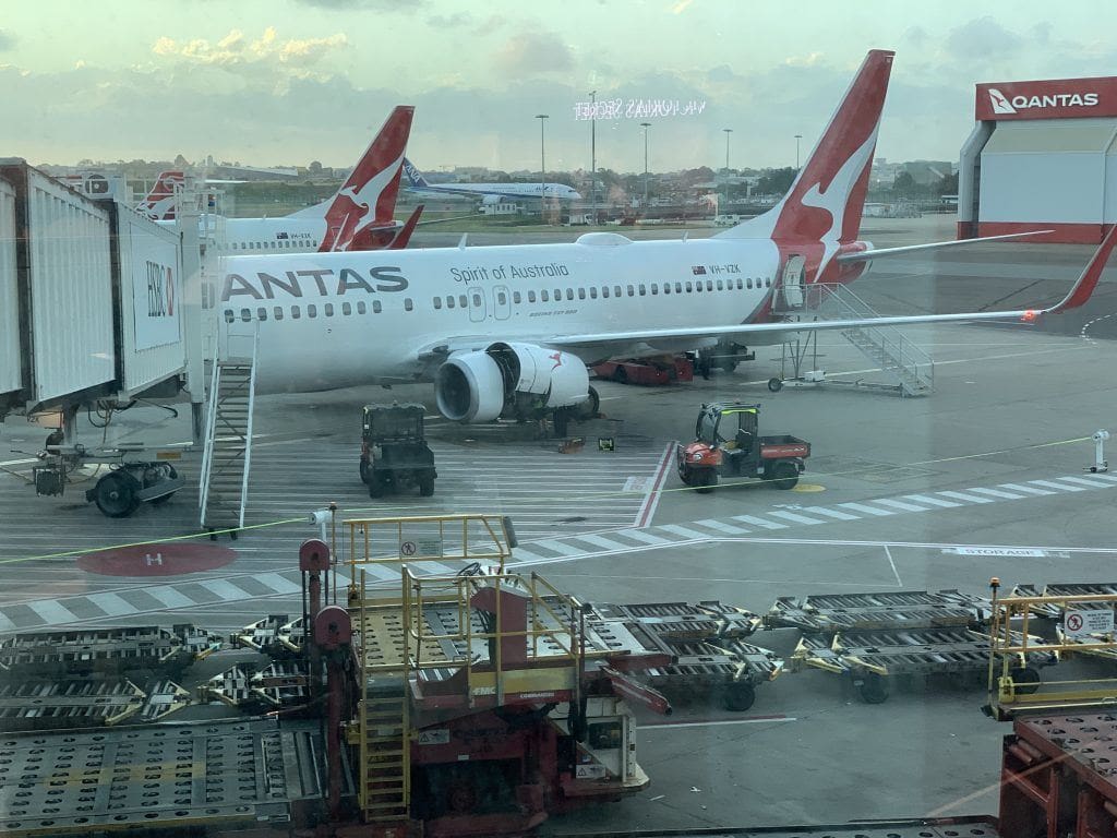 Qantas Sydney to Melbourne