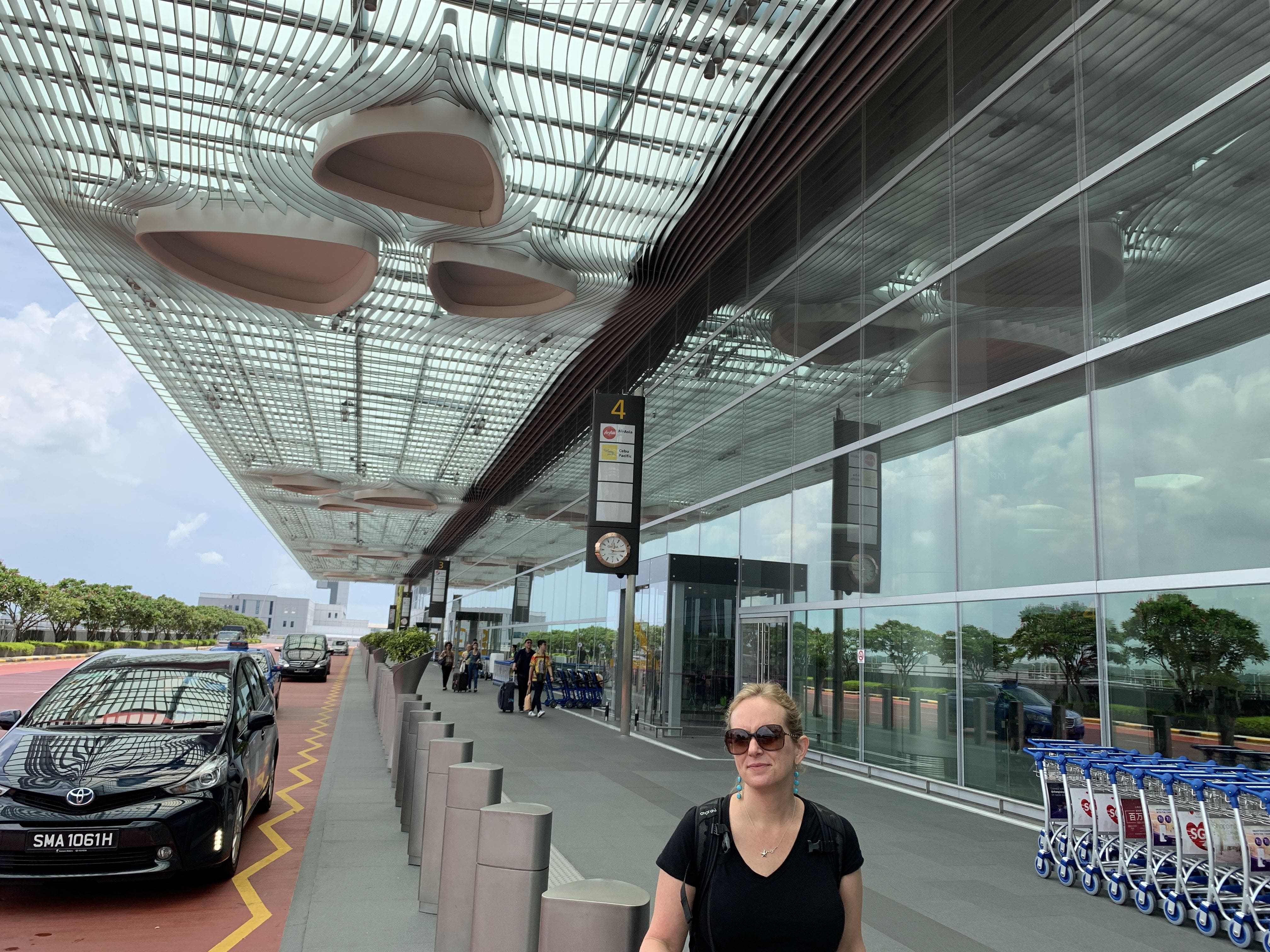 singapore-airport-terminal-4.jpg