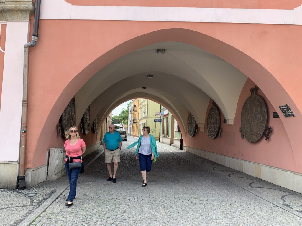 Walking through the archway into the Boleslawiec market square