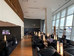 Lufthansa Senator Lounge JFK Terminal 1 Seating