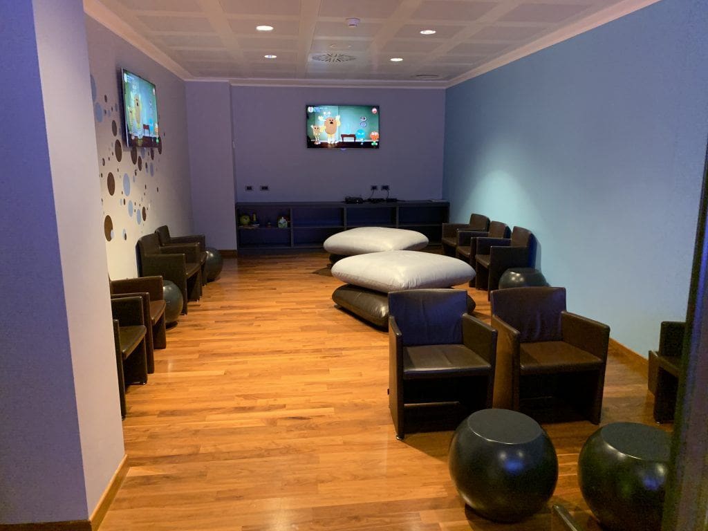 Priority Pass Lounge Malpensa Airport Terminal 1 Sala Montale Children Room