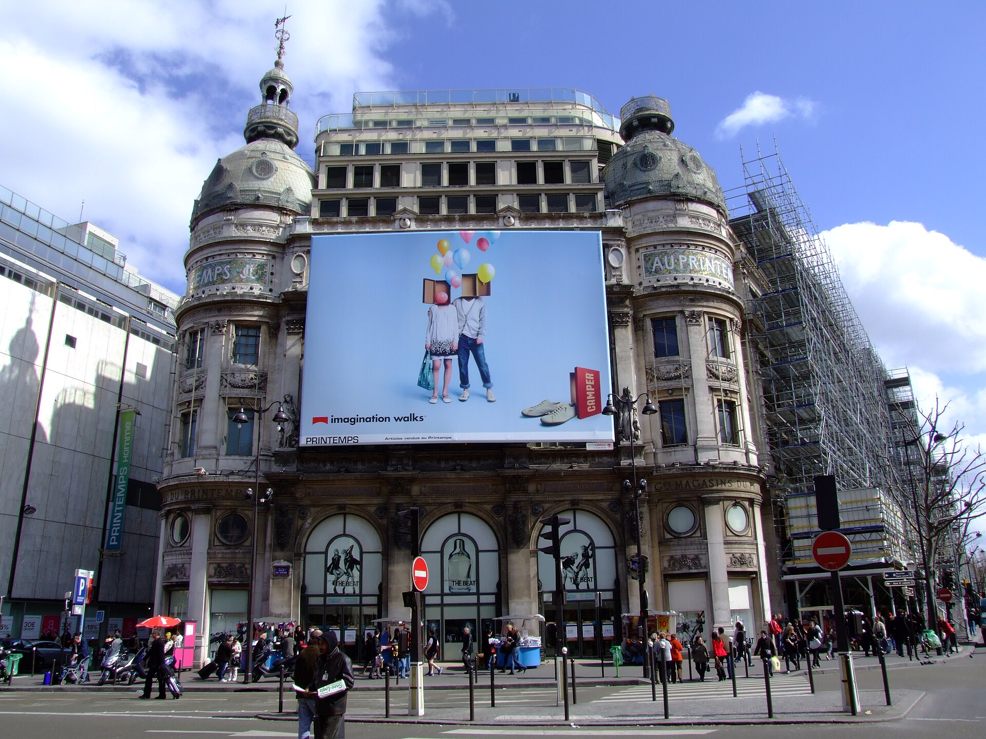 30 Free Things to Do in Paris 26 The domed facade of the Printemps Haussmann department store in Paris